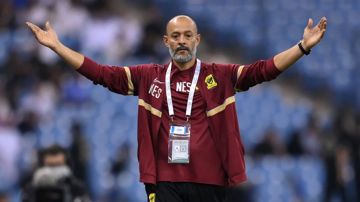قاهر النصر يضع شروط صعبة للقبول بتدريب الاتحاد و 9 خيارات على الطاولة لتعويض رحيل كونسيساو