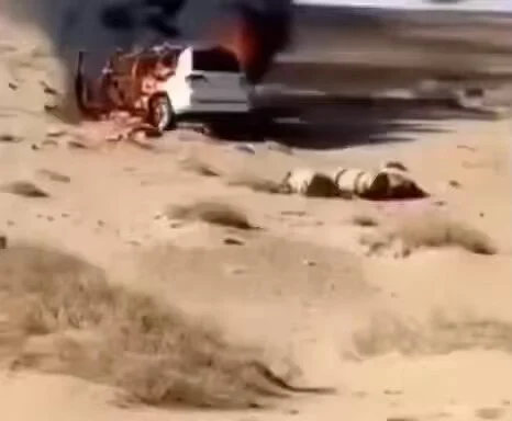 هل كانو بداخلها؟ فيديو جديد لحظة احراق سيارة المواطن السعودي والكويتي في العراق 