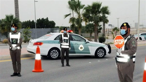 عقوبات جديدة في السعودية على عدم ربط حزام الراكب والمرور يوضح من يتحمل كامل قيمة مخالفة عدم ربط حزام الراكب الجديدة ويحدد قيمتها 