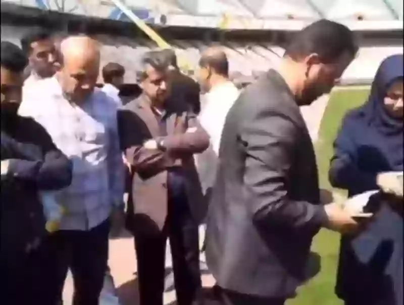 تساؤلات النائب العام بطهران تثير الجدل بـ آزادي