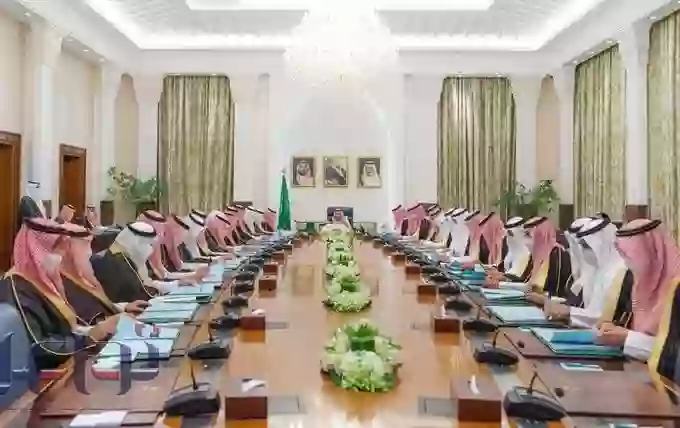 جلسة مجلس الوزراء في نيوم برئاسة خادم الحرمين تخص السعودية وتعالج 12 قرار عاجل