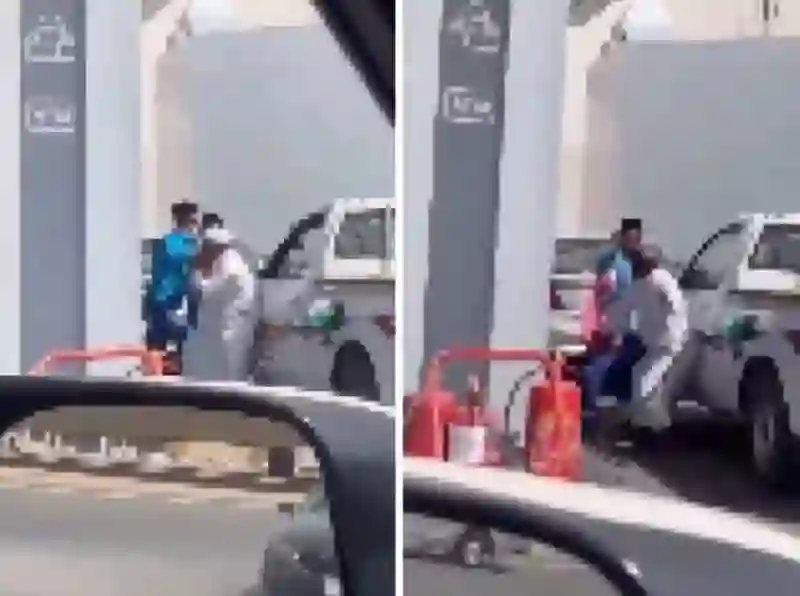 فيديو التفاصيل الكاملة للمضاربة العنيف بين عمال محطة بنزين وسائق سيارة بعد أن صورتهم كاميرات المراقبة 