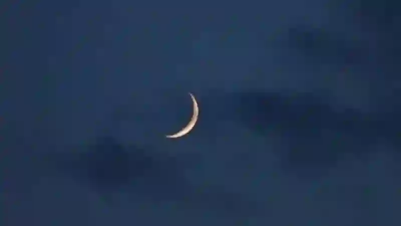 قائمة الدول التي أعلنت غداً الأربعاء أول أيام عيد الفطر 1445 