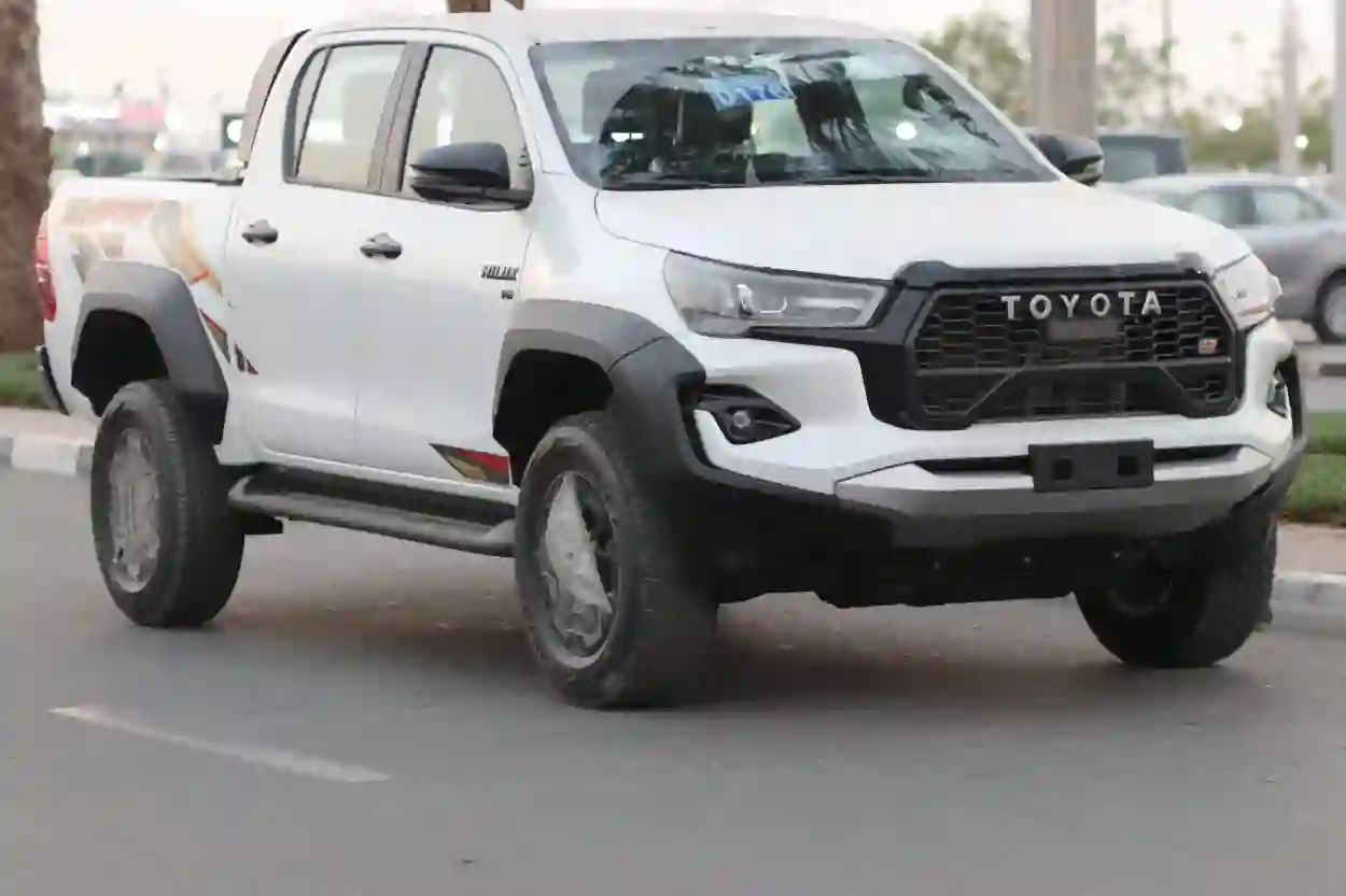 تسريبات تكشف عيب خطير في هذه الفئات من تويوتا هايلكس 2024 بالمواصفات السعودية 