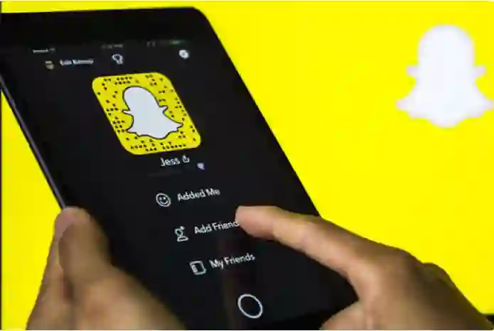 طريقة متابعة سناب أي شخص بدون ما يعرف ولا يظهر عنده انك تتابعه 