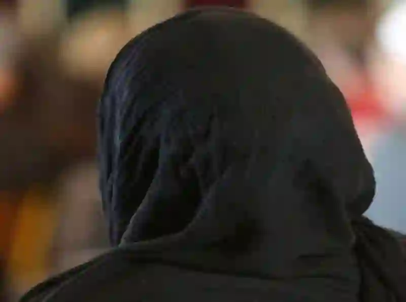 القصة الكاملة لحكم رادع بحق صاحبة بقالة نجران وعاملها بعد ثبوت تورطهم في هذه الجريمة 