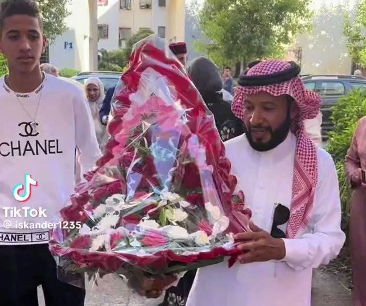 شاهد ما حدث اثناء حفل زفاف فخم لشاب سعودي على فتاة مغربية 
