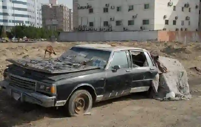 المرور السعودي يوضح خطوات اسقاط المركبات التالفة بدون غرامة