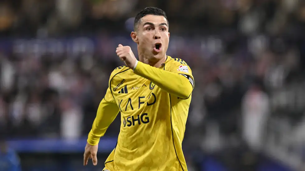 عاجل وحصري.. الاتحاد يحسم صفقة ضخمة لنجم ريال مدريد بديلاً لكانتي 