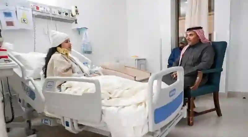 فيديو انقلاب سيارة سائقة الرالي السعودية مها الحملي ونشر صورها من المستشفى 
