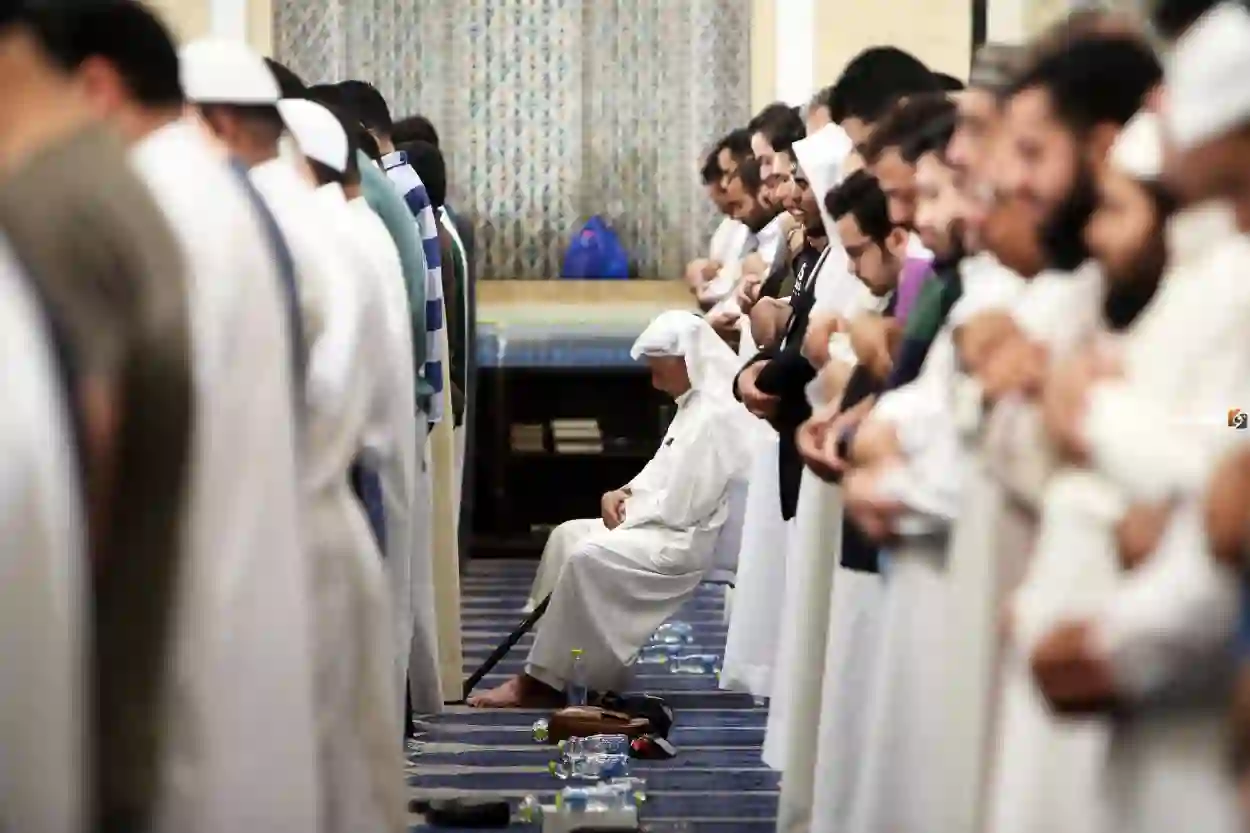 هل يجوز الجمع بين صلاة التراويح وصلاة التهجد؟ 