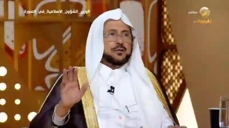 فيديو يكشف سبب إغلاق مصليات النساء في مساجد السعودية 