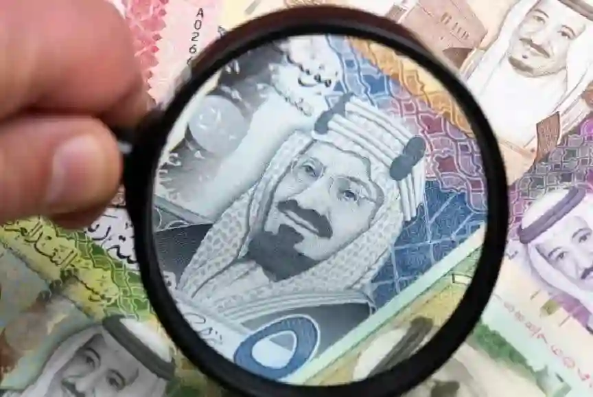 الريال السعودي يسجل سعر جديد مقابل الجنيه المصري قبل قليل في شركات الصرافة في السعودية 