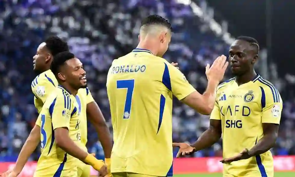 القصة الكاملة لحصول شركة ثمانية على حقوق بث الدوري السعودي واستخدام طرق بث جديدة لنقل المباريات 