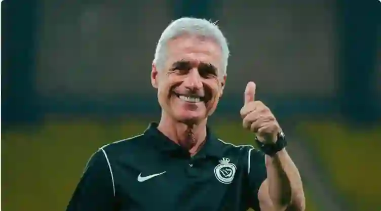 رسمياً: كاسترو يغادر النصر و 4 أسماء عالمية لخلافته وهذا اختيار كرستيانو رونالدو 