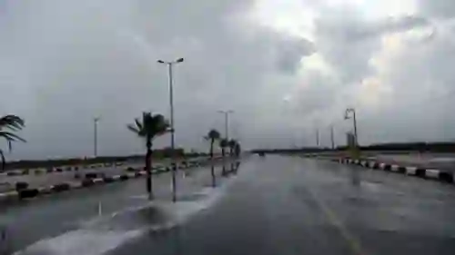 الأرصاد تصدر تحذيرات عاجلة لسكان الرياض ومكة من رياح عاصفة وأمطار غزيرة حتى هذا التاريخ 