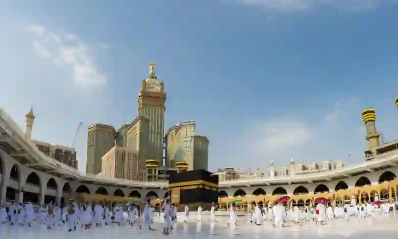 أمن مكة المكرمة يعلن حضر دخول السيارات والباصات الى هذه الشوارع في العاصمة المقدسة من اليوم وحتى بعد عيد الفطر المبارك ويكشف عن المسارات البديلة 
