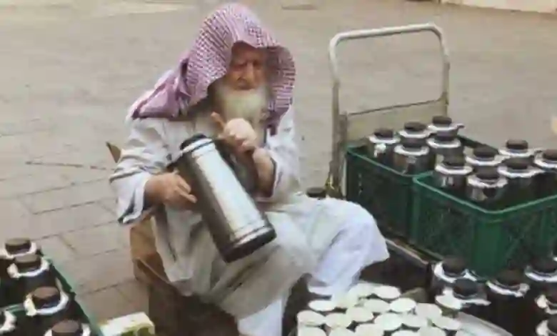 من هو السوري أبو السباع الذي أثارت وفاته الحزن في المسجد النبوي 