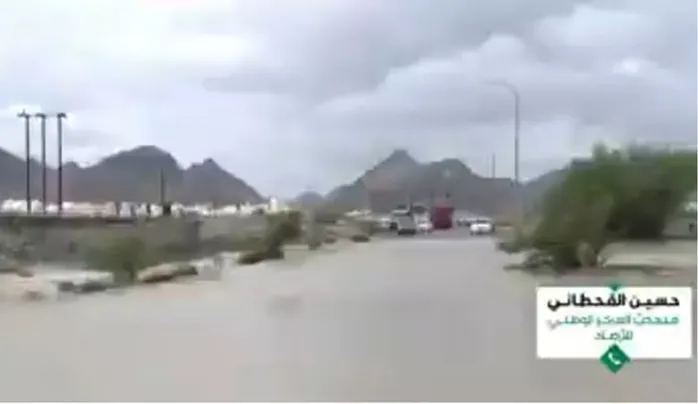 وش علاقة عاصفة المطير القادمة من سلطنة عُمان بعمليات الاستمطار الصناعي التي تقوم بها السعودية؟ 