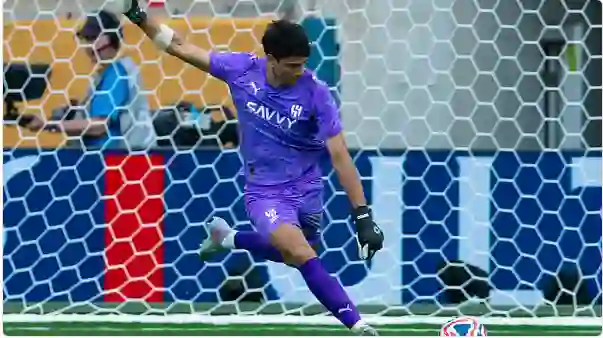 تقارير تكشف تفاصيل العرض المالي الذي قدمه الهلال لتجديد عقد ياسين بونو 