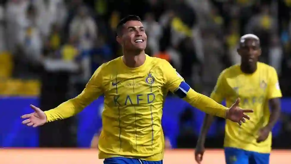 تسريبات تكشف عن مستقبل كرستيانو رونالدو مع النصر بعد تفجر الخلافات بسبب ما حدث في كأس السوبر أمام الهلال 