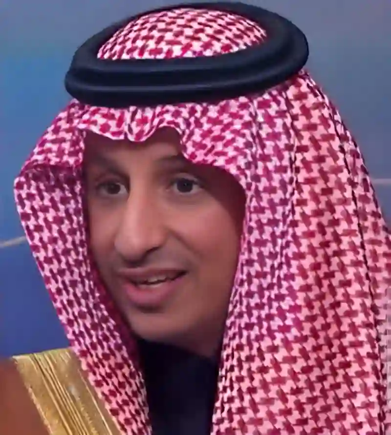 فيديو وزير يكشف عن علاقة السياح القادمين الى السعودية بتناول الخمور في المملكة 