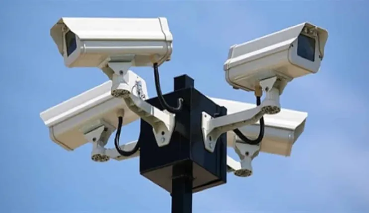 من اليوم بدء تطبيق عقوبات قاسية بحق كل من يضع كاميرات المراقبة في هذه الأماكن في السعودية 