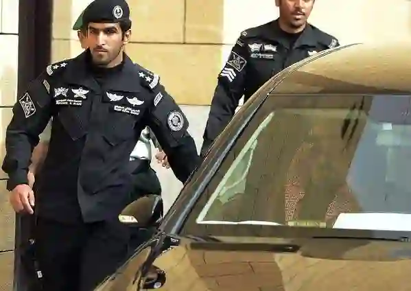 صور زي الحرس الملكي السعودي الجديد 1445 