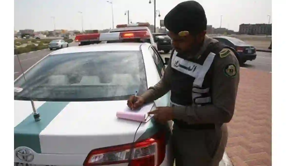 المرور يعلن رسمياً عن الحالات التي يتم فيها نقل ملكية السيارة بين أفراد العائلة بدون رسوم 