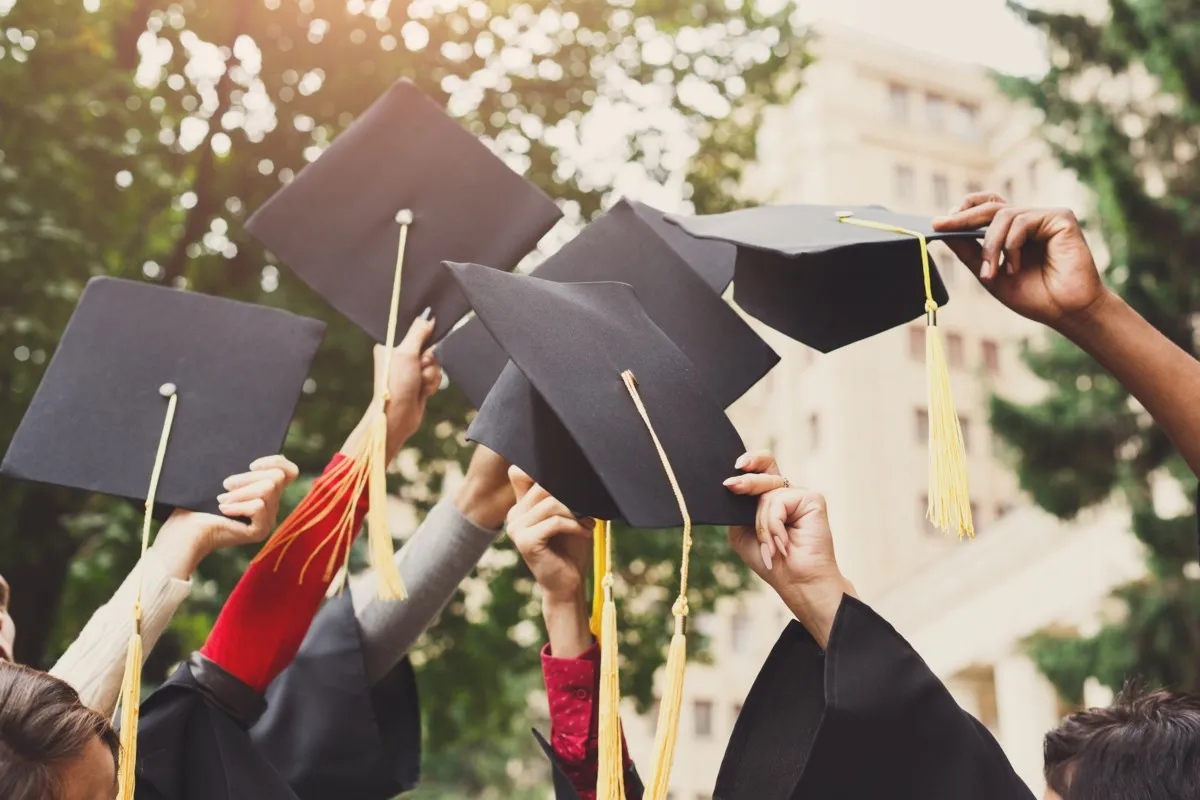 ما هي الجامعات البريطانية المعترف بها في السعودية 2023؟