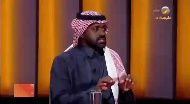 دليل خطوات استيراد سيارة شخصية في السعودية حتى وصولها ميناء جدة وحساب التكلفة مع الشحن والجمارك ومدة الشحن من أمريكا والفرق في السعر بين الاستيراد والشراء من الوكيل المحلي 