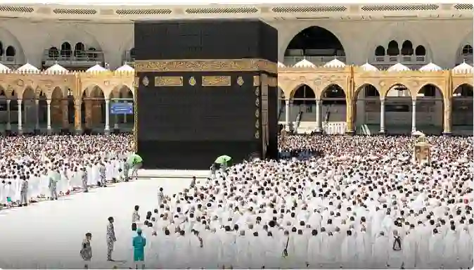 حصري من مكة .. قرارات تغير شكل خدمات افطار الصائمين في المسجد الحرام في رمضان 1447 