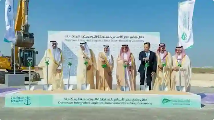 أمير الشرقية يفتتح مشروعات كبيرة ستغير وجه المنطقة الشرقية وتزيد فرص تحقيق الثروات لسكانها 