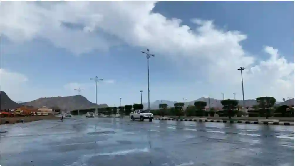 الأرصاد الجوية تعلن: ارتفاع كميات الأمطار في السعودية بنسبة 70%