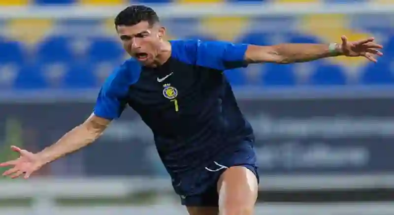 ليش رفض الشباب استضافة نهائي كأس خادم الحرمين الشريفين بين النصر والهلال؟ 