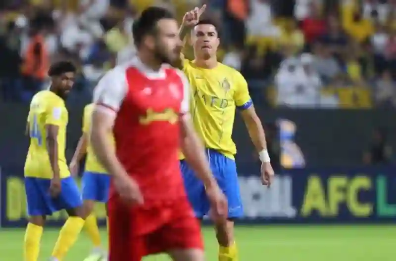 سبب رفض رونالدو قبول ركلة جزاء احتسبها له الحكم كانت ستغير نتيجة المباراة 