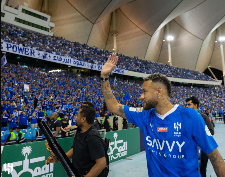 تسريبات خطيرة عن مصير نيمار مع الهلال وتلقيه عروض من أندية أوربية